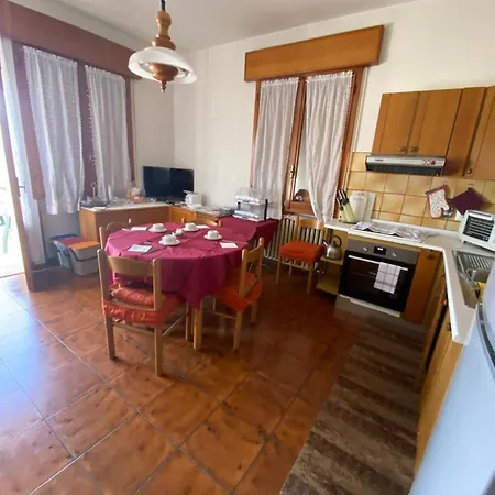 Casa Del Sole דירה ליצאנו אין בלוודרה